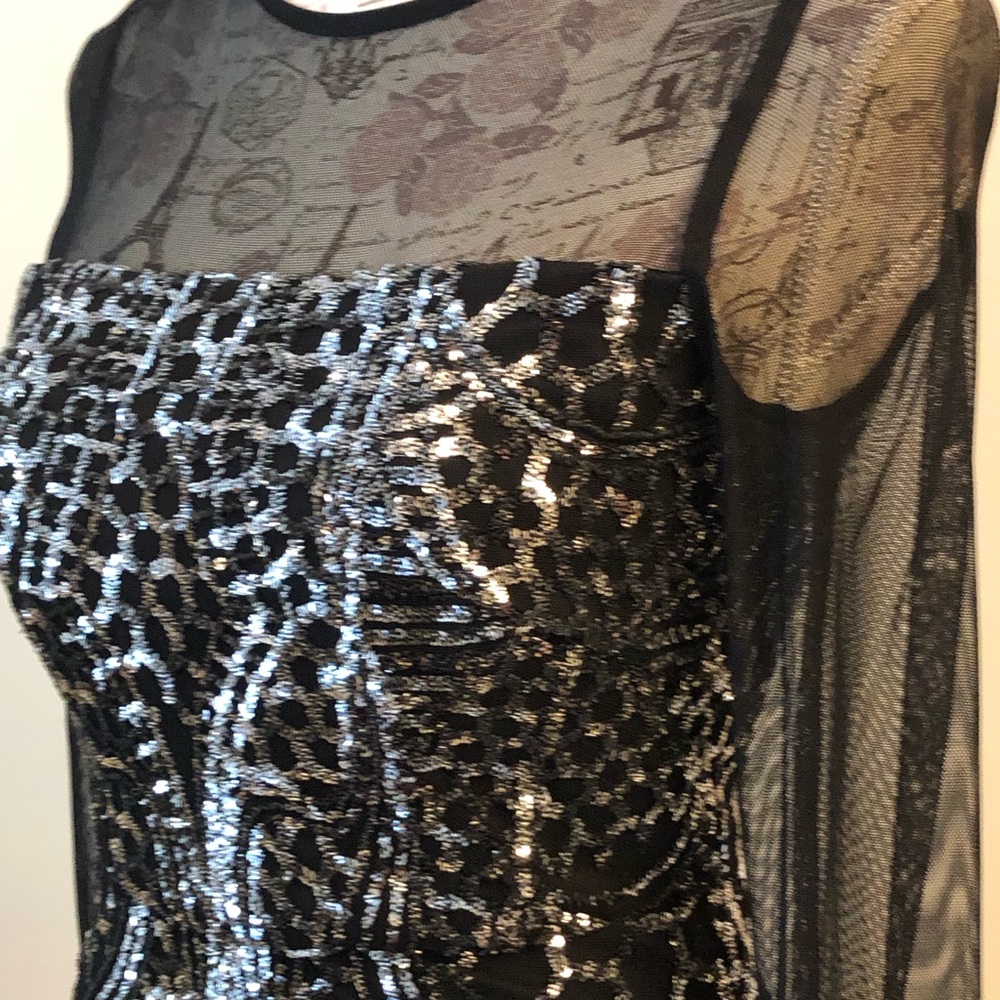 Dress - Picture 6 of 9